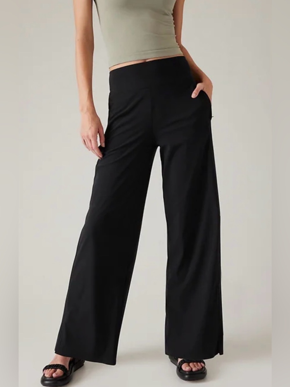 Athleta Cosmic Pant Black Wide Leg Travel Yoga Pants Size Small Slit Hem Stretch